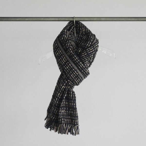 MEDIUM STOLE - H.B. Stripe - Black