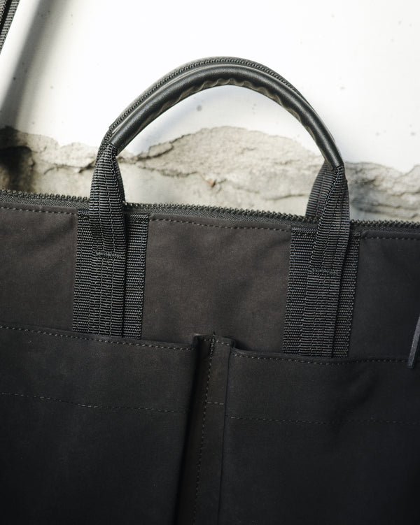 LIKE HELMET BAG S - BLACK