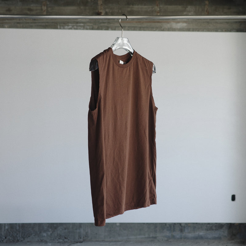 Light Weight Basic Sleeveless Tee - Brown