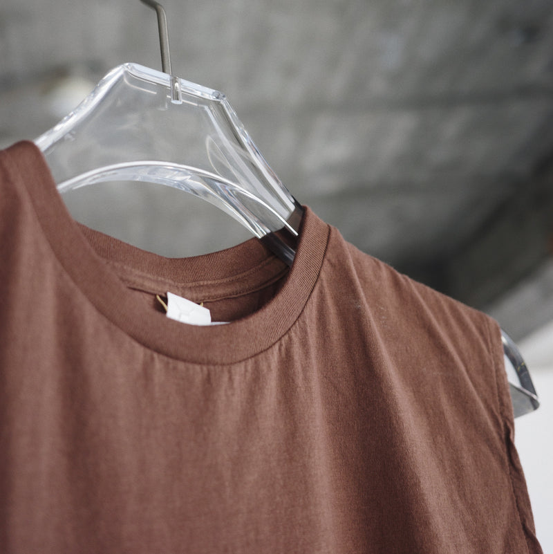 Light Weight Basic Sleeveless Tee - Brown