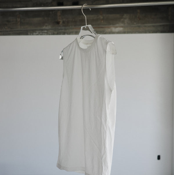 Light Weight Basic Sleeveless Tee - White