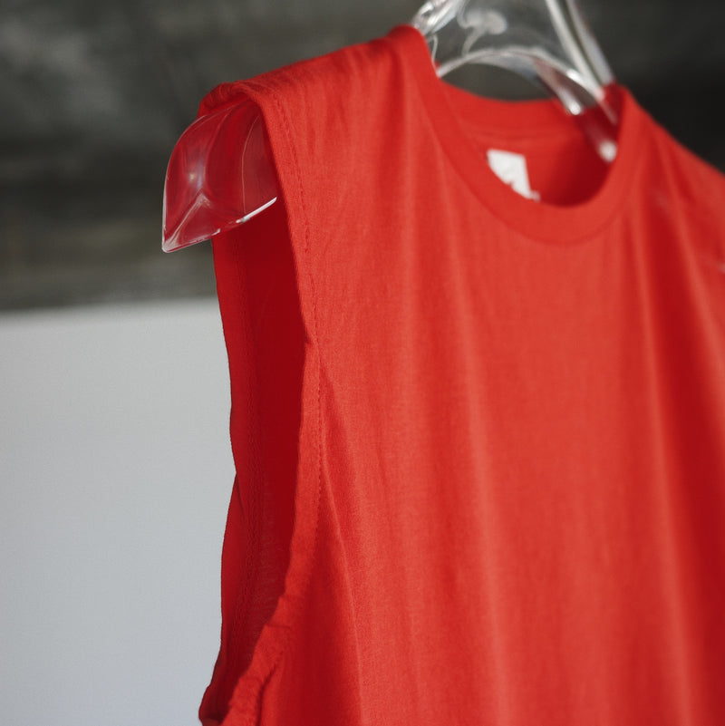 Light Weight Basic Sleeveless Tee - Red