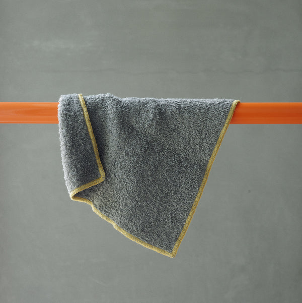 littlebodco 1/4square - cloud gray / zoo yellow