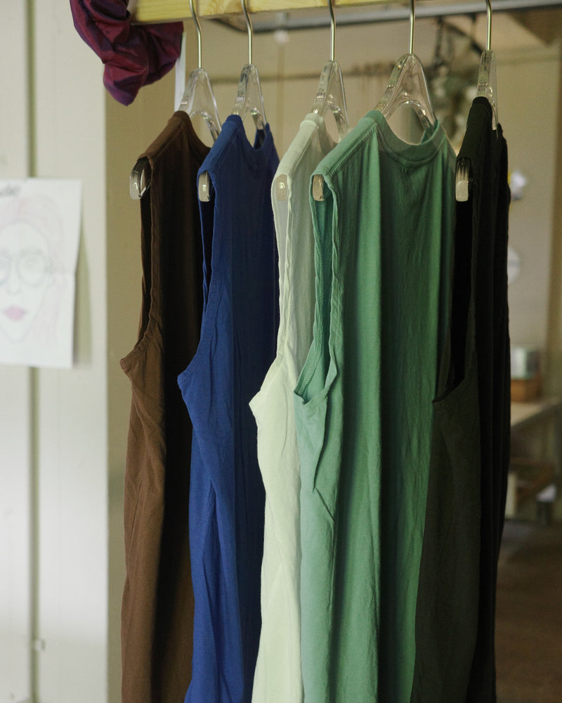 Light Weight Basic Sleeveless Tee - Royal