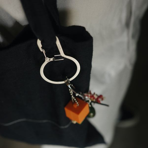 DUAL CHAMBER KEY RING