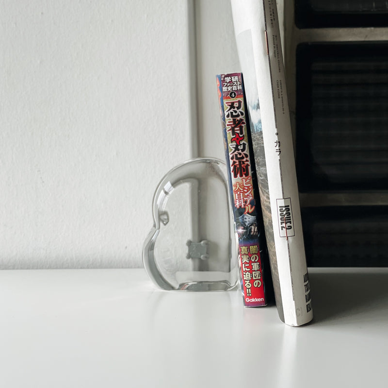 BOOKEND - C