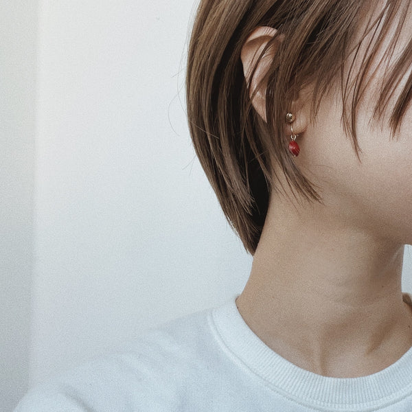 BOTANICAL EARRINGS : ADENANTHERA PAVONINA (GOLD STUDS)- ピアス